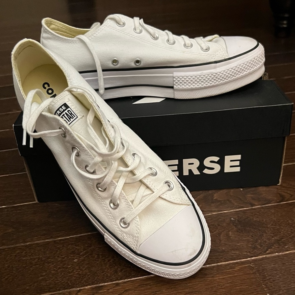 Converse - Chuck Taylor All Star Lift Platform Canvas White Size 10